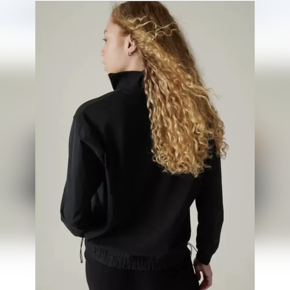 Athleta Triumph Hybrid Half Zip Sweatshirt, Size Medium - Picture 3 of 7